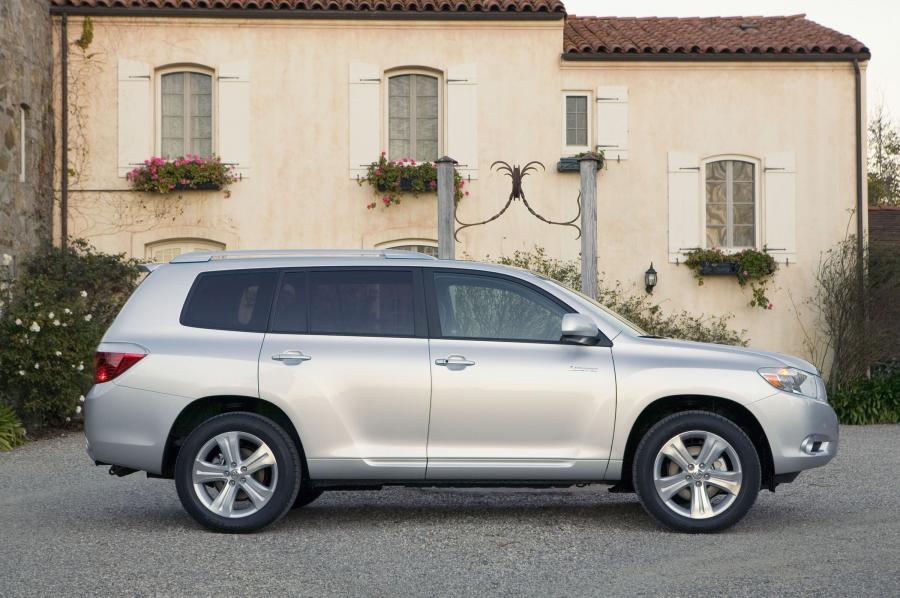  Toyota Highlander 2008 года  (фото 33 из 34)